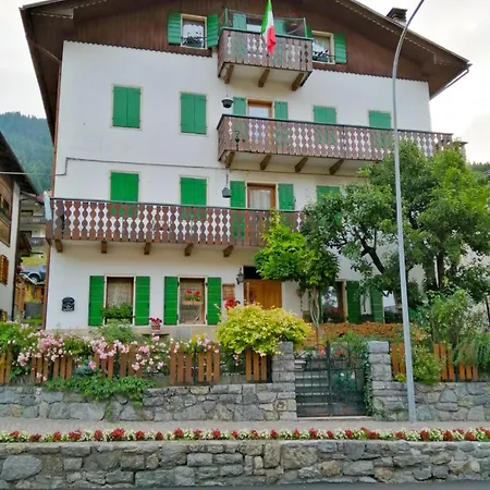 Appartamento La Giasena - Vista Lago 奥伦佐卡多利